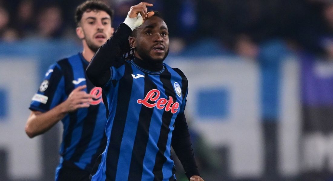 Lookman, astro da Atalanta, é eleito melhor jogador africano de 2024