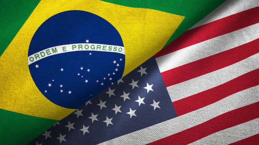 Bandeiras do Brasil e Estados Unidos