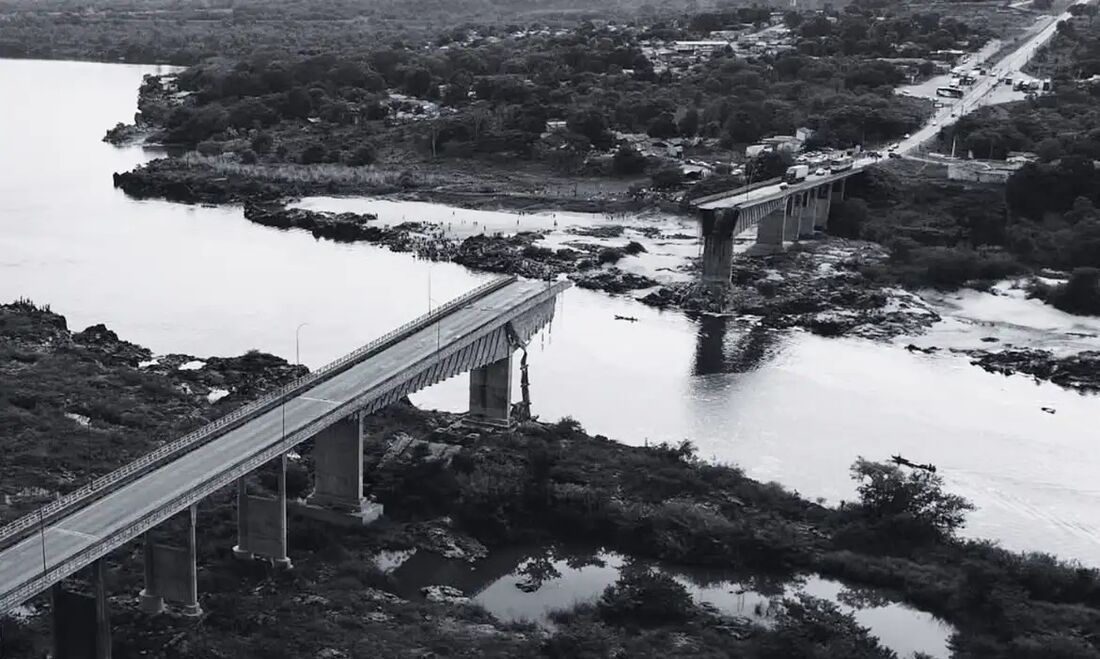 Queda da ponte Juscelino Kubitschek de Oliveira (Ponte do Estreito), localizada na divisa entre o Maranhão e Tocantins