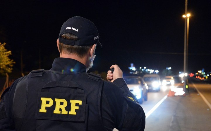 PRF inicia operação de Ano Novo como foco em coibir abuso de álcool ao volante