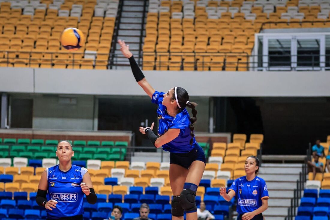 Time do Recife Vôlei se prepara para a Superliga B Feminina