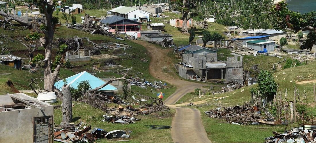 Condições climáticas extremas, incluindo tornados, estão aumentando, causando danos em lugares como Vanuatu