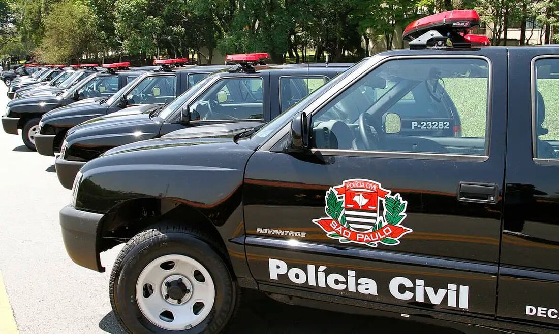 A Polícia Civil de São Paulo prendeu, nesta quinta-feira (16), a namorada de Kauê do Amaral Coelho, envolvido na morte de delator do PCC