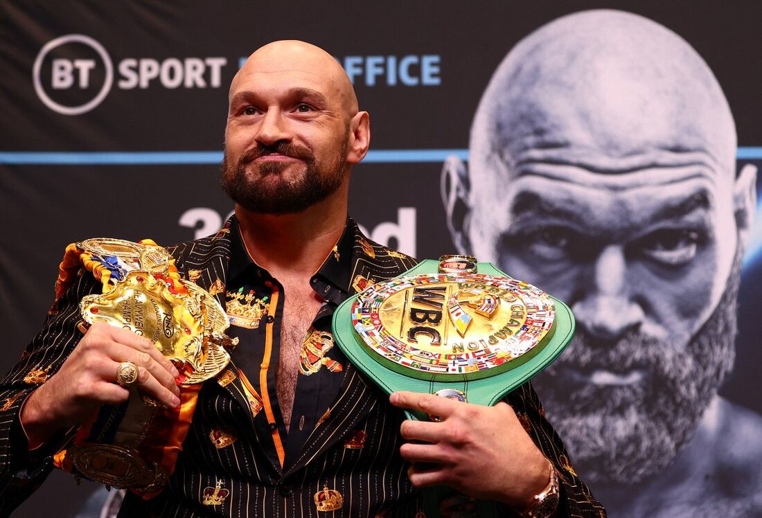 O ex-campeão mundial dos pesos pesados Tyson Fury disse na segunda-feira, 13 de janeiro, que se aposentou do boxe