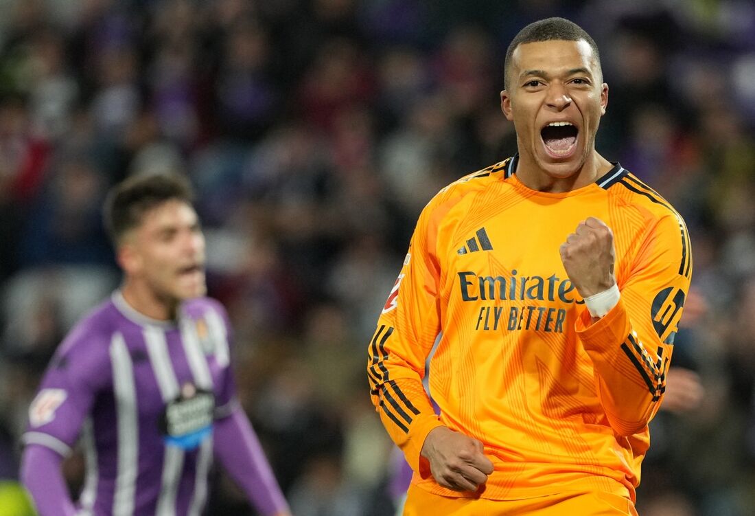 Mbappé marca três gols pelo Real Madrid