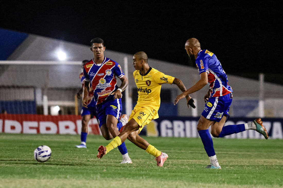 Afogados cede empate ao Sport na estreia do Campeonato Pernambucano