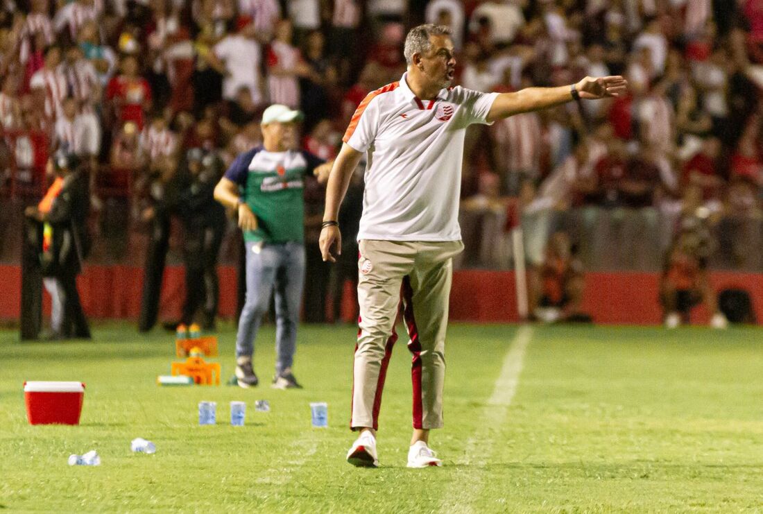 Marquinhos Santos, técnico do Náutico