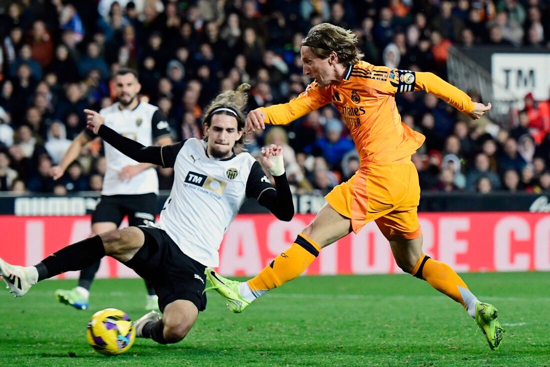 Modric marcou um dos gols do jogo