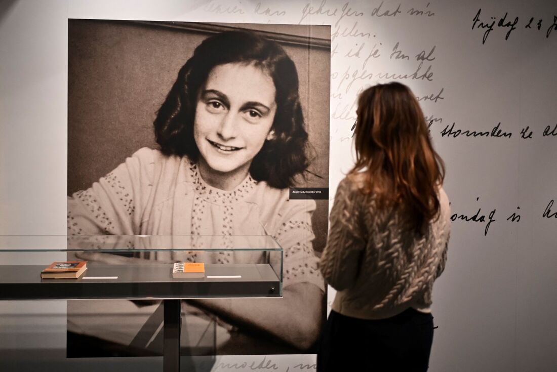 "Anne Frank The Exhibition", antes de sua abertura oficial no Dia Internacional em Memória do Holocausto no Centro de História Judaica em Nova York