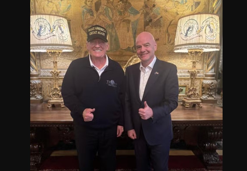 Encontro entre presidente eleito dos Estados Unidos, Donald Trump, e presidente da Fifa 