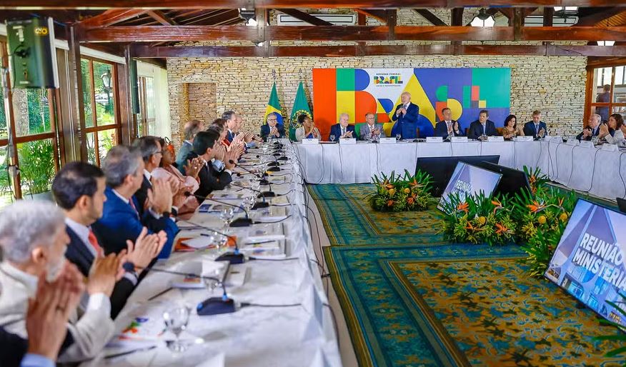 Presidente Lula na abertura da reunião ministerial na manhã desta segunda-feira na Granja do Torto, em Brasília 