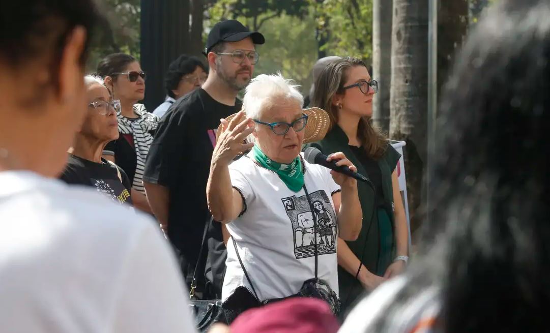 Jornalista Amélia Teles, conhecida como Amelinha, foi perseguida e presa na ditadura militar