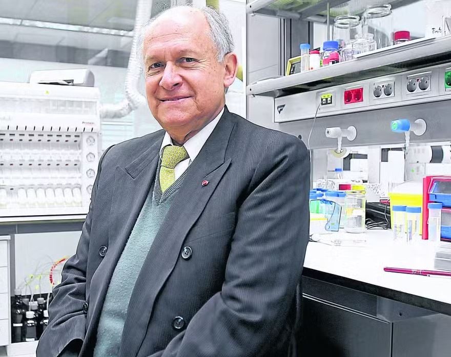 Manuel Elkin Patarroyo, imunologista e patologista, foi o primeiro criador de uma vacina sintética contra a malária