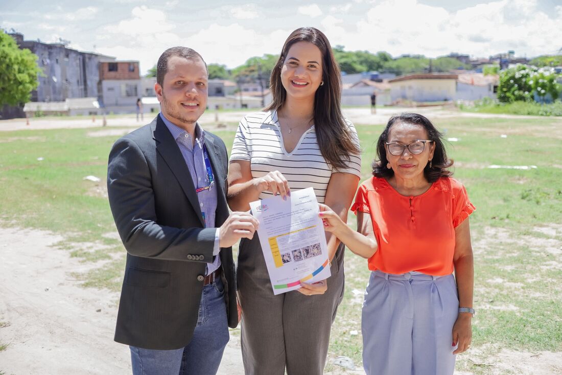 Mirella e Governo do Estado realizam vistorias para construção de novas creches