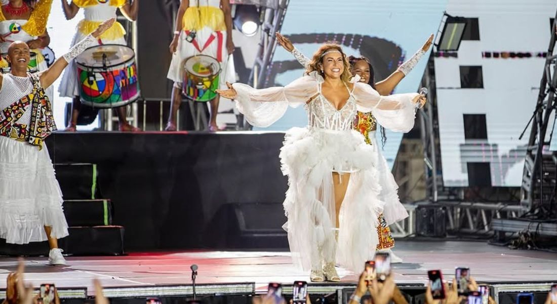 Daniela Mercury é atração na festa Odara Ôdesce neste sábado (18), no Bairro do Recife