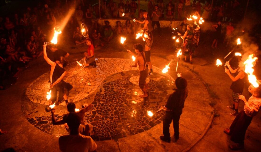 Artistas circenses e de rua se encontram nestes quatro dias em Olinda