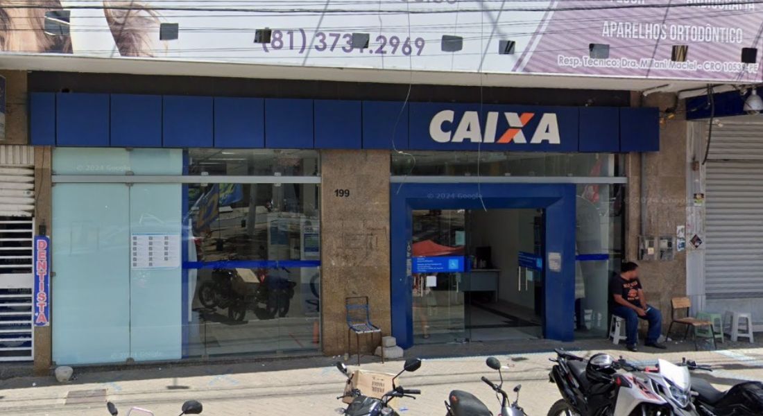 Funcionários da Caixa Econômica Federal acionaram a Guarda Municipal