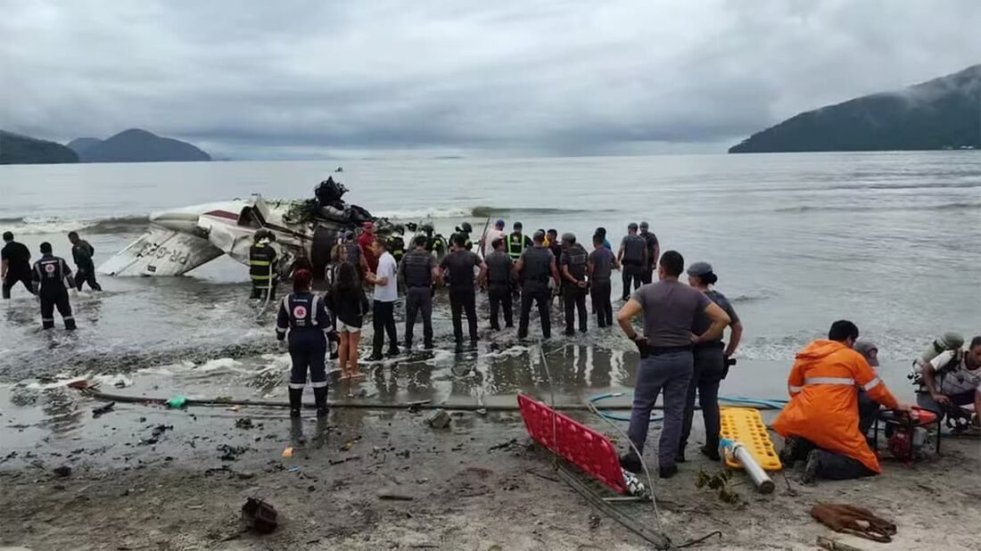 Aeronave de pequeno porte cai em Ubatuba (SP); uma pessoa morreu 