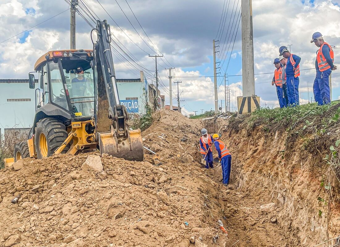 Barragem de Jucazinho passa por obras emergenciais para minimizar os impactos da escassez de chuvas 