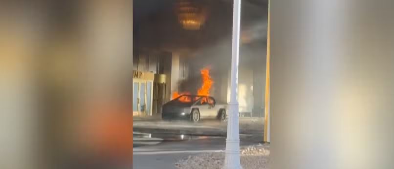 Alcides estava chegando ao hotel em Las Vegas quando viu o veículo em chamas