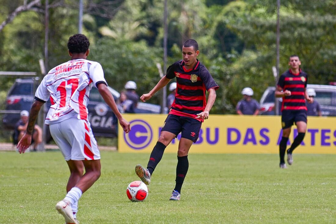 Sport em ação na Copinha contra o Oeste