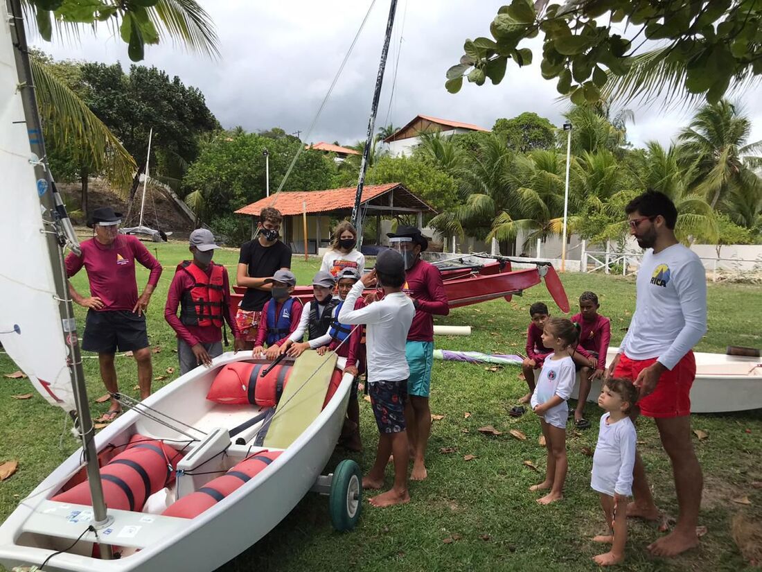  Escola de Vela Rica Catuama