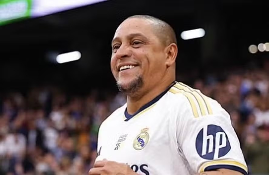 Com 11 filhos de sete mulheres, Roberto Carlos se divorcia novamente e se muda para a sede do Real Madrid 