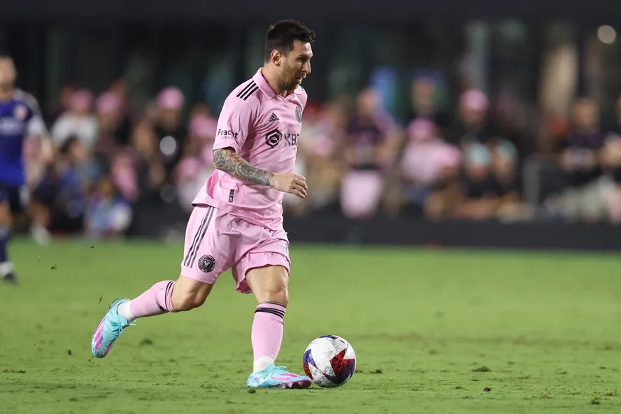 Messi com a camisa do Inter Miami 