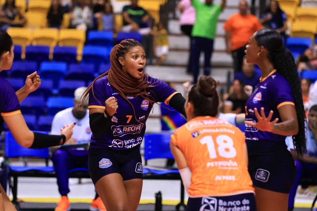 Recife Vôlei venceu o Pinhalense, pela Superliga B de Vôlei