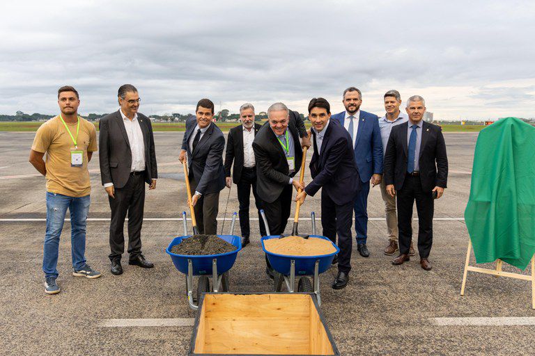 Ministro Silvio Costa Filho anuncia investimentos de R$ 500 milhões para aeroportos de Minas Gerais