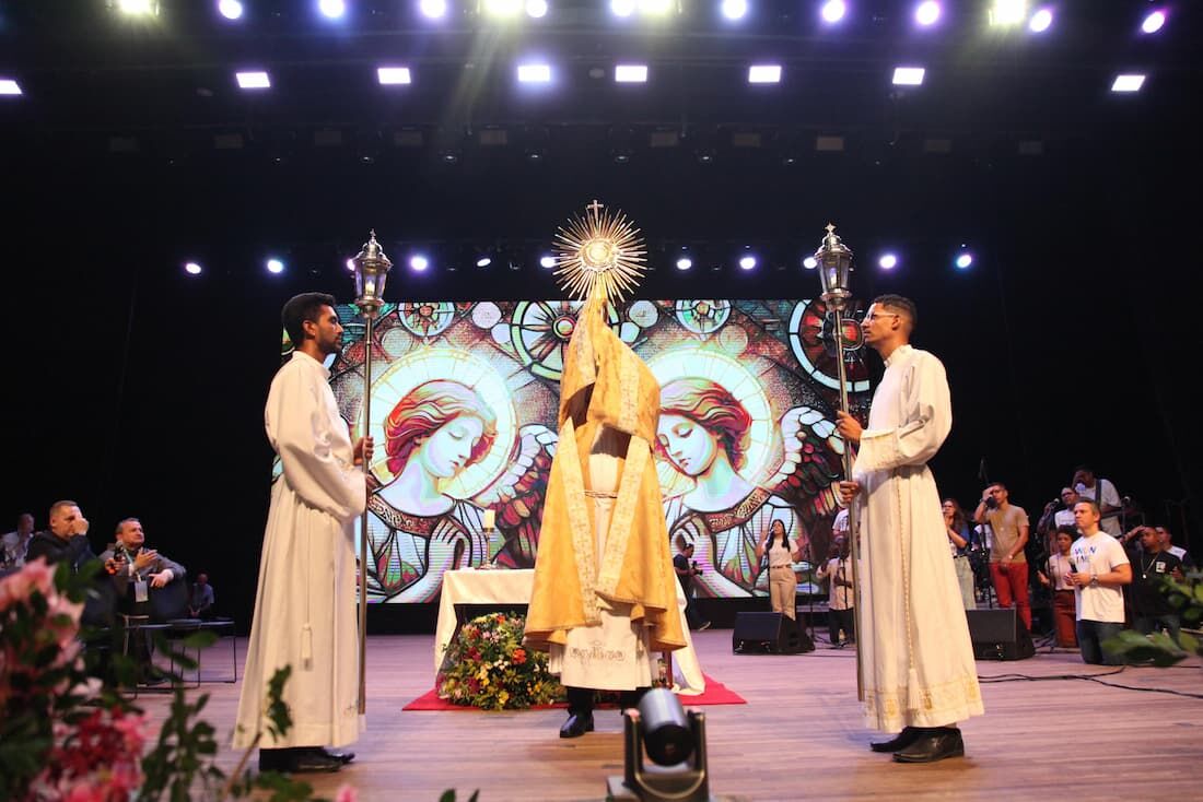 Abertura da festividade que celebra os 35 anos da Obra de Maria 