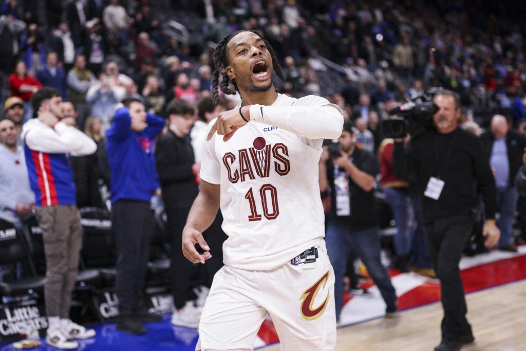 Darius Garland celebra ponto da vitória do Cavaliers