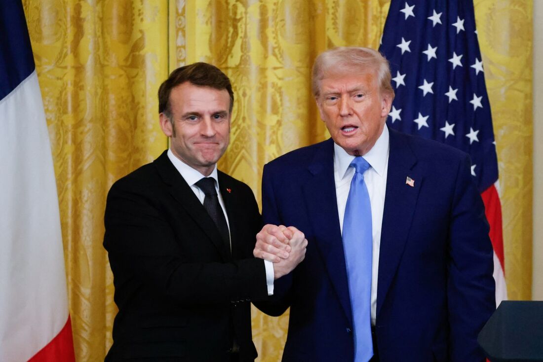 O presidente dos EUA, Donald Trump, e o presidente francês, Emmanuel Macron, na Cada Branca