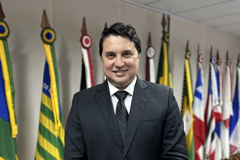 Antonio Jorge Pontes Guimarães é funcionário de carreira do Banco desde 2023 e possui as certificações Profissional Anbima