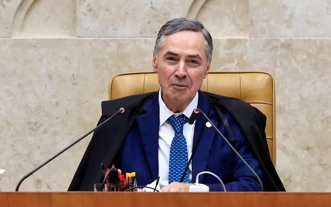 O presidente do STF, Luís Roberto Barroso, durante sessão 
