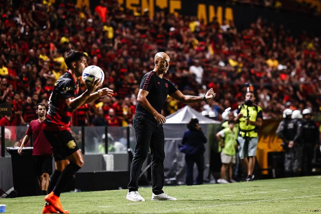 Sport entra pressionado diante do Moto Club, na Copa do Nordeste