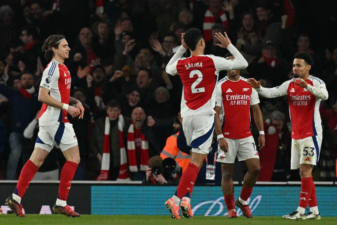 Arsenal venceu com tranquilidade o Manchester City no Campeonato Inglês