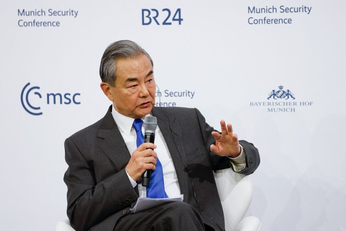 O ministro das Relações Exteriores chinês, Wang Yi