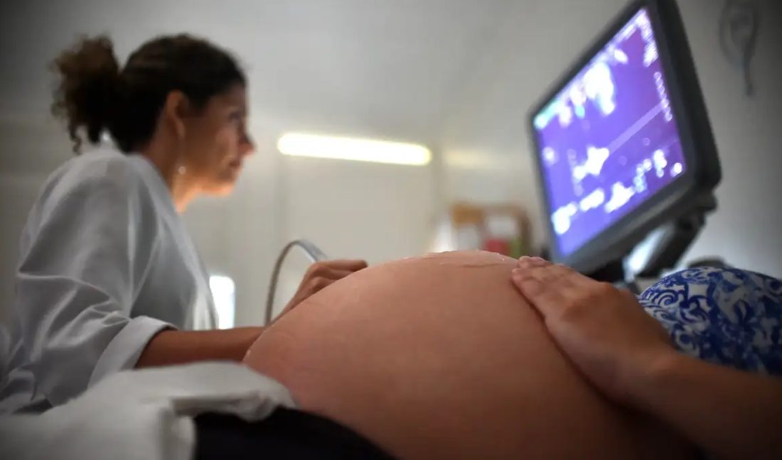 Acompanhamento pré-natal é essencial no diagnóstico e tratamento