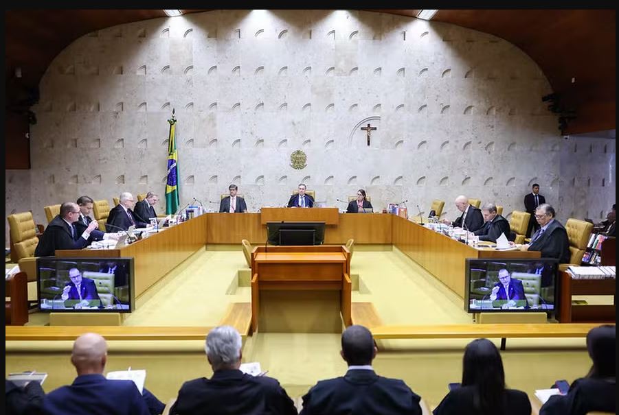 Plenário do STF durante sessão de julgamento 