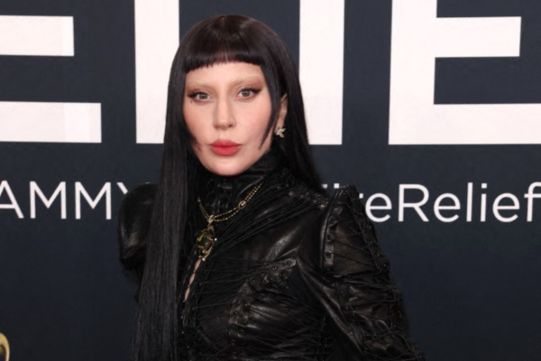 Lady Gaga fará show na Praia de Copacabana, em maio de 2025