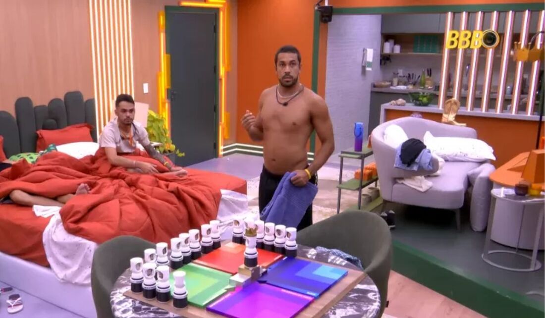 Maike comete infração gravíssima e perde 500 estalecas