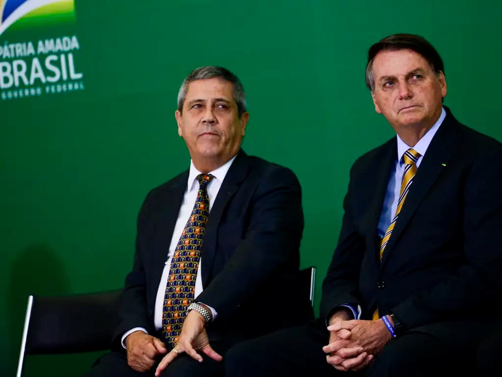 Braga Netto e Jair Bolsonaro são denunciados por suposta participação em trama golpista