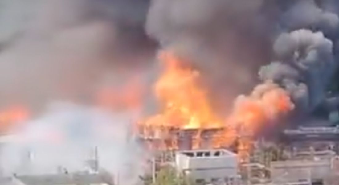 Incêndio atinge cidade cenográfica de novela nos Estúdios Globo, no Rio