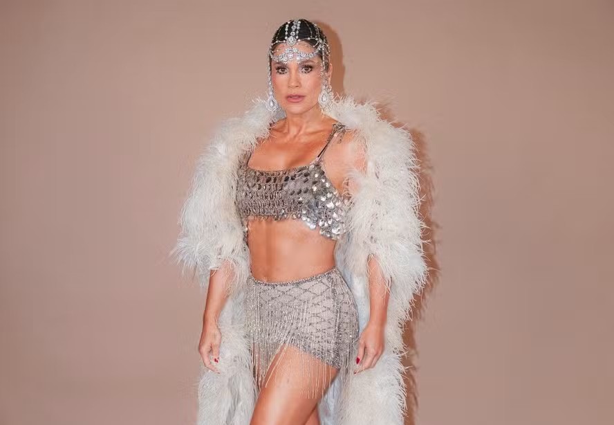 Flávia Alessandra se prepara para estrear no Carnaval como musa da Salgueiro
