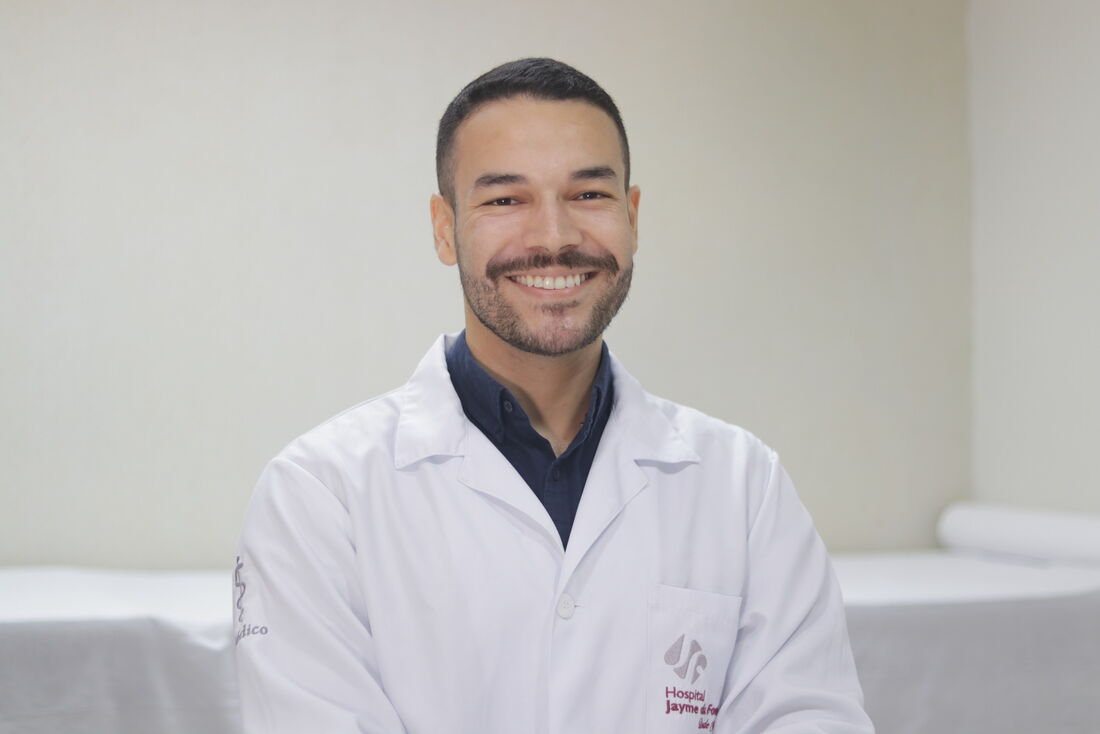 Plínio Eulálio é clínico geral do HJF