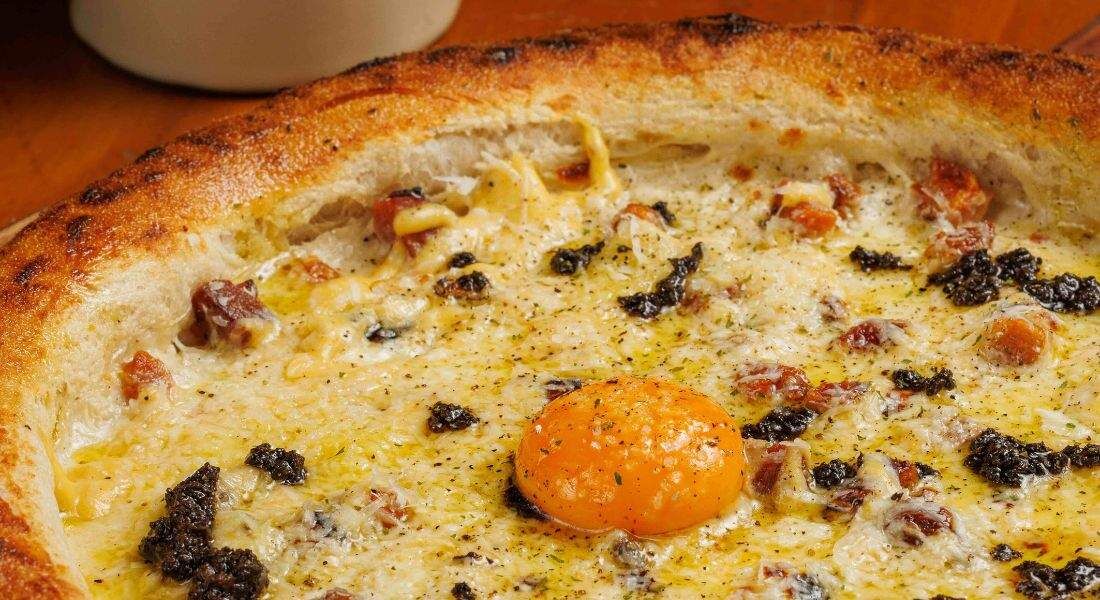 Pizzas são novidades no cardápio do Ninetto Recife