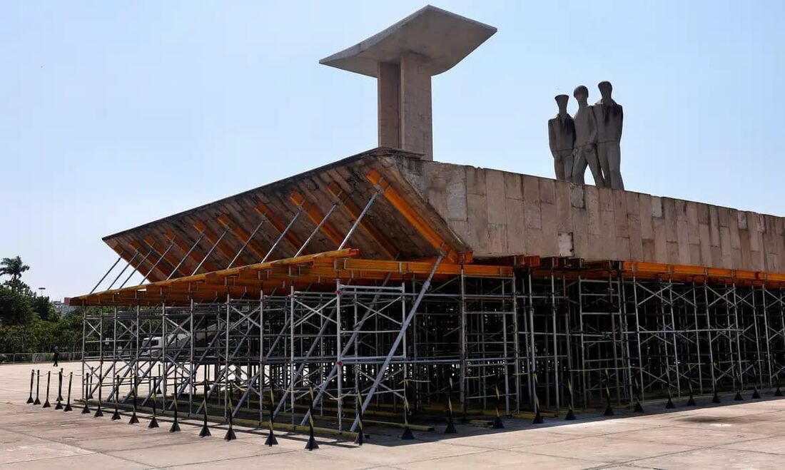 Monumento Nacional aos Mortos da Segunda Guerra Mundial
