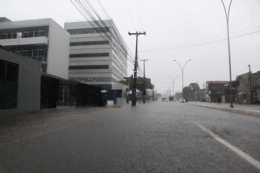 Alagamento no Recife: Cidade já tem o fevereiro mais chuvoso registrado