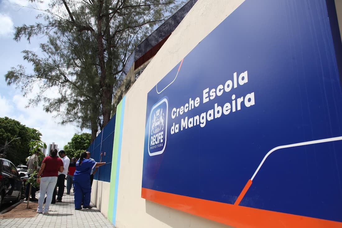 Prefeito João Campos inaugura creche escola da Mangabeira